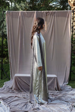 Load image into Gallery viewer, Layla