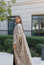 Load image into Gallery viewer, Roma