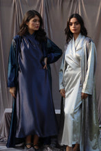 Load image into Gallery viewer, Layla