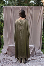 Load image into Gallery viewer, Cyrus