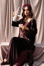 Load image into Gallery viewer, Jouri velvet