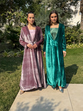 Load image into Gallery viewer, Jouri closed back