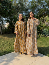 Load image into Gallery viewer, Lina