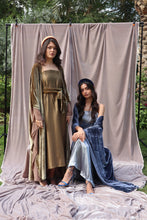 Load image into Gallery viewer, Lara