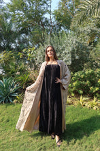 Load image into Gallery viewer, Roma