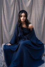 Load image into Gallery viewer, Iris