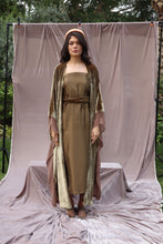 Load image into Gallery viewer, Lara