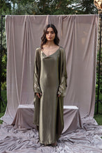 Load image into Gallery viewer, Cyrus