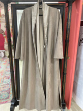 Load image into Gallery viewer, 25