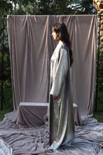 Load image into Gallery viewer, Layla