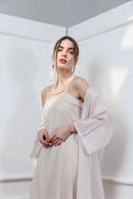 Load image into Gallery viewer, Kyra