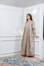 Load image into Gallery viewer, Queen of hearts no