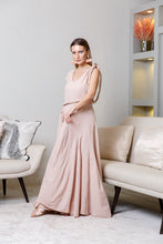 Load image into Gallery viewer, Yasmine