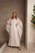 Load image into Gallery viewer, Shoug White