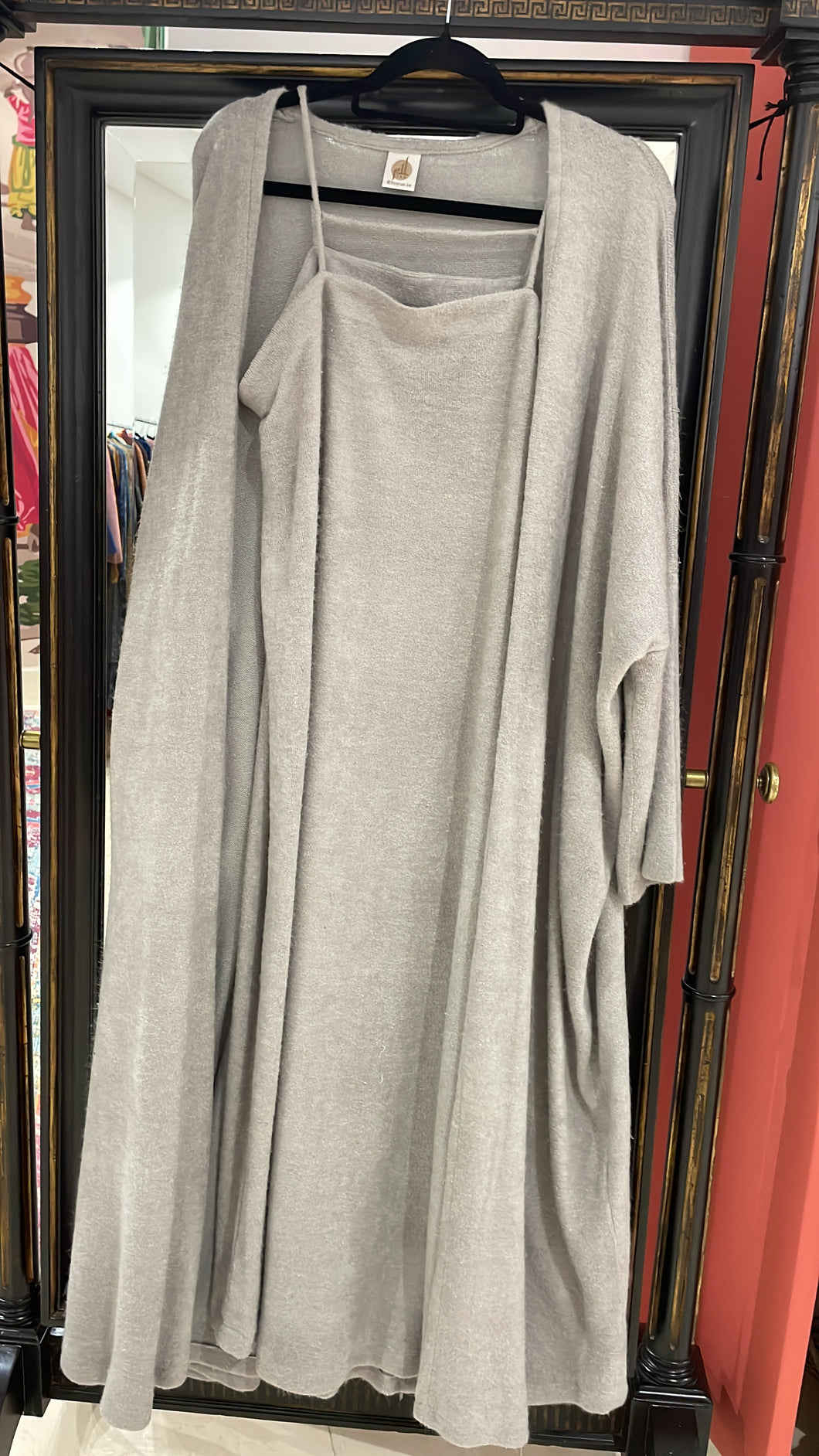 Gray bisht