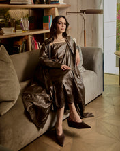 Load image into Gallery viewer, 32
