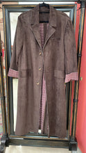 Load image into Gallery viewer, Suede brown jacket
